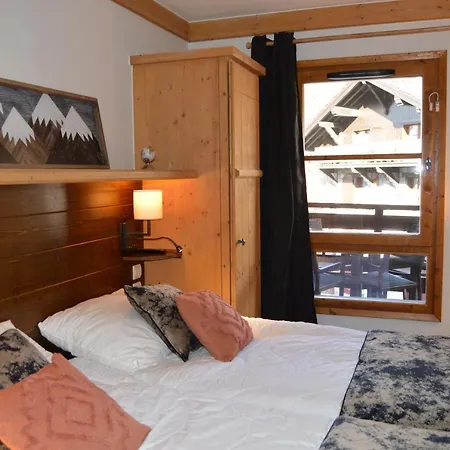 Apartment Standing 5* Arc 1950 *